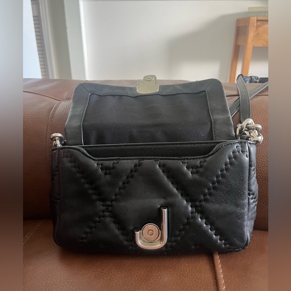 Marc Jacobs J Marc Black Quilted Mini Shulder/Crossbody Bag with Silver Chain - Picture 9 of 11